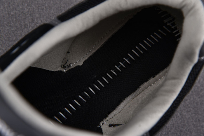 N3W BLANCE SNEAKER