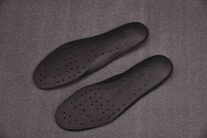 N3W BLANCE SNEAKER
