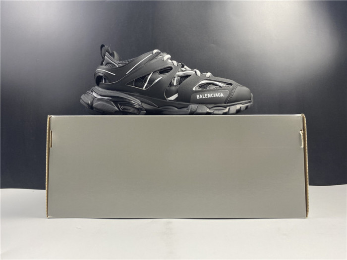 BLCG Track Trainer black 542436 W1G81 2045