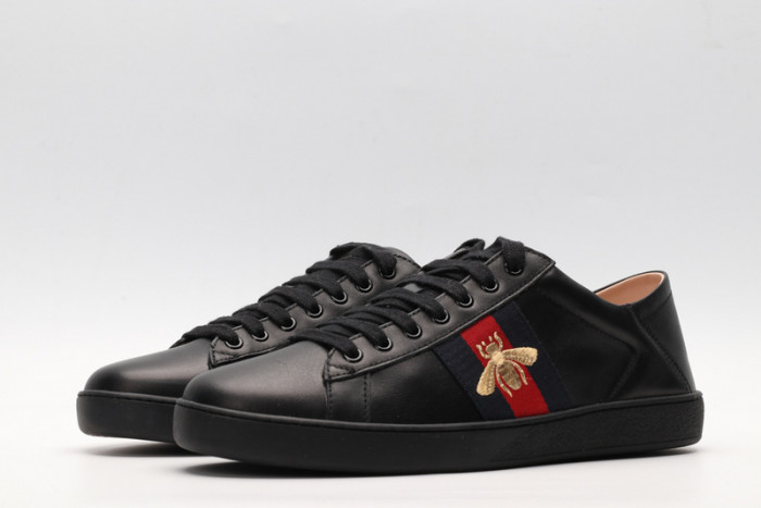 Gu66 Ace Embroidered Low-Top Sneaker