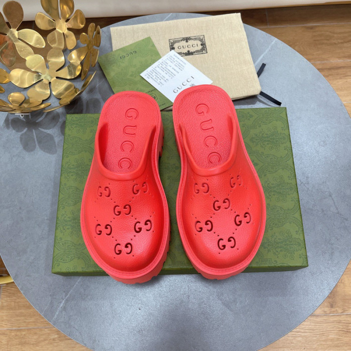 Gu66 SLIPPERS