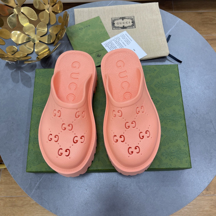 Gu66 SLIPPERS