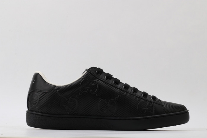 Gu66 Ace Embroidered Low-Top Sneaker 431942A38G09065