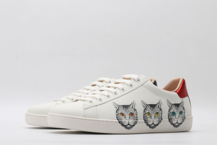 Gu66 Ace Embroidered Low-Top Sneaker