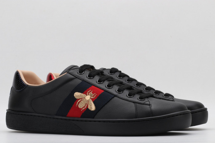 Gu66 Ace Embroidered Low-Top Sneaker
