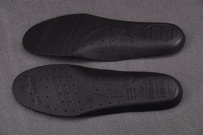 N3W BLANCE SNEAKER