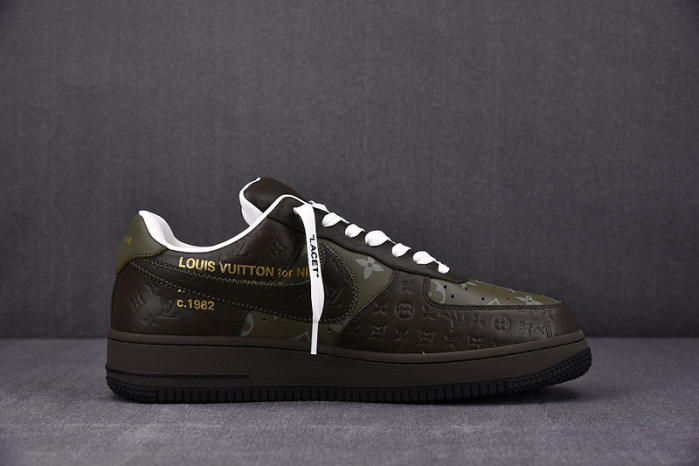 Nike Air Force 1
