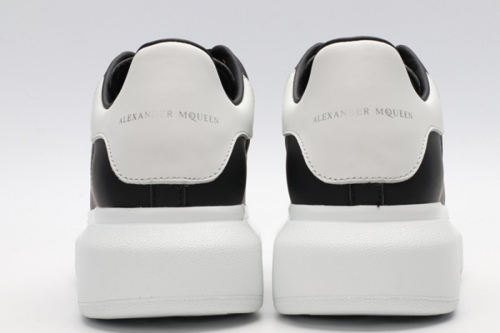 MQ Sneakers