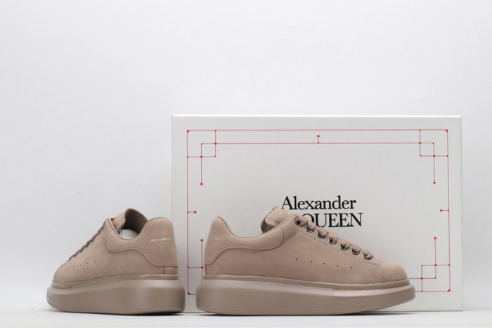 MQ Sneakers