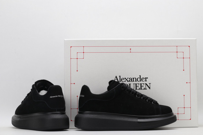 MQ Sneakers