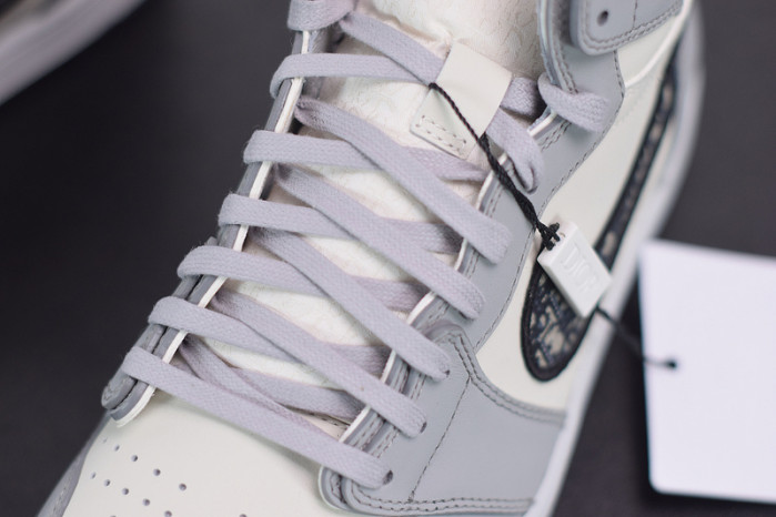 D10R X AIR JORDAN 1 HIGH OG (D10R SHOE BOX ) CN8607-002