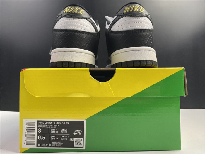 nike sb dunk low S*p*e stars black (2021) dh3228-102