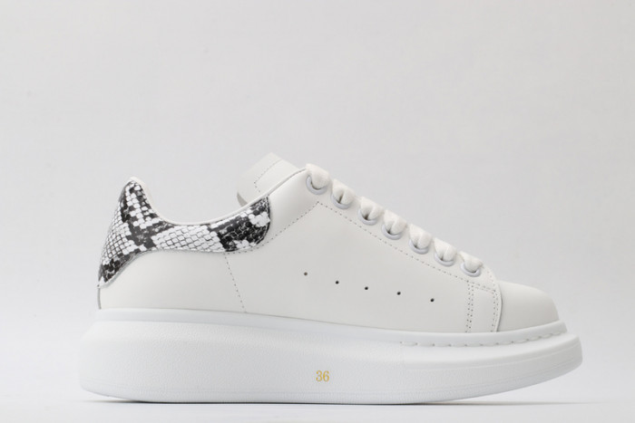 MQ Sneakers