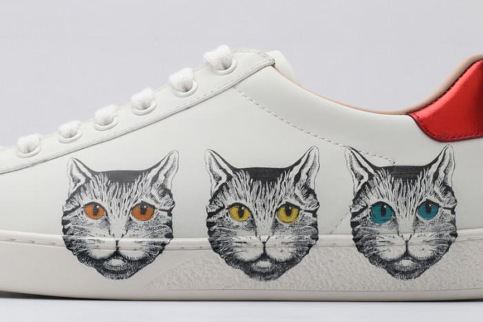 Gu66 Ace Embroidered Low-Top Sneaker