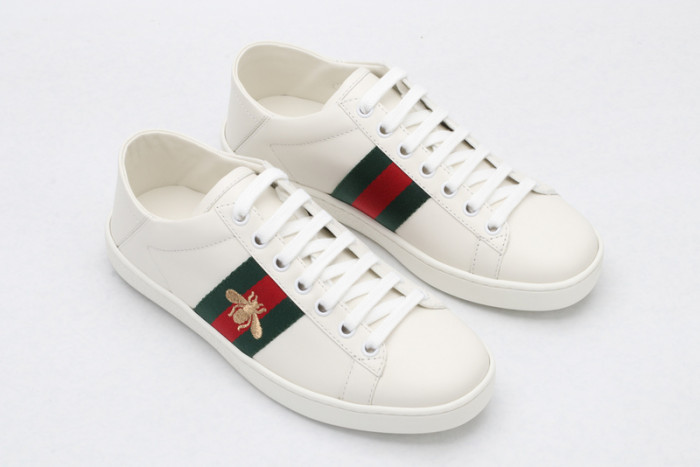 Gu66 Ace Embroidered Low-Top Sneaker