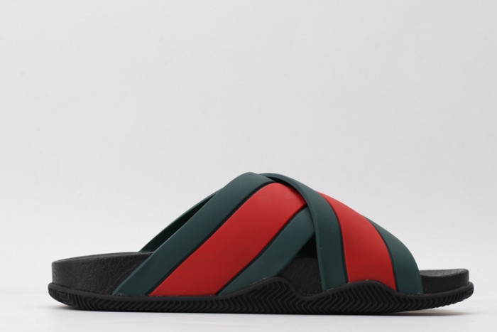 Gu66 SLIPPERS
