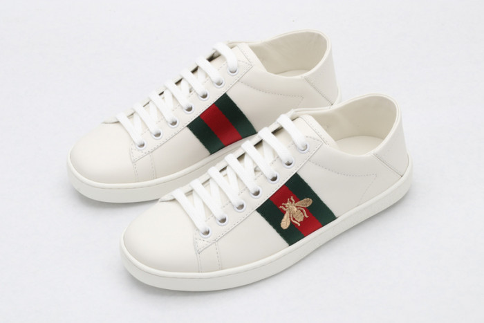 Gu66 Ace Embroidered Low-Top Sneaker