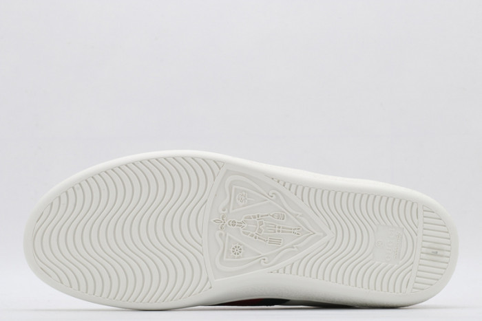 Gu66 Ace Embroidered Low-Top Sneaker