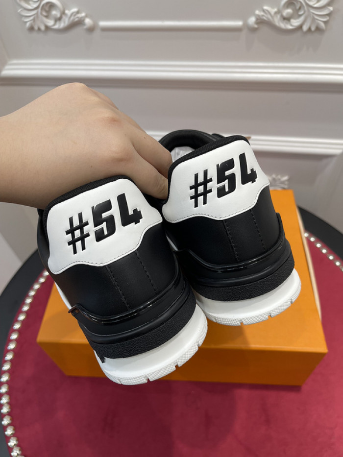 D00G7 Lou1su1tt SNEAKER LOW
