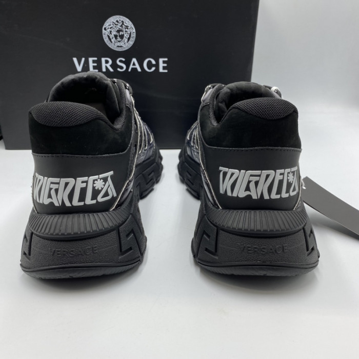 VERS SNEAKERS