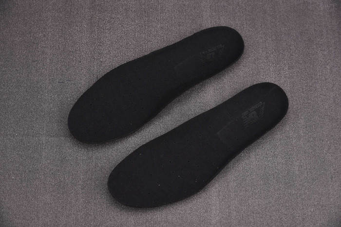 N3W BLANCE SNEAKER
