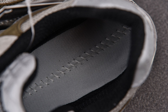 N3W BLANCE SNEAKER