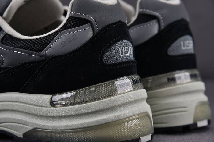 N3W BLANCE SNEAKER