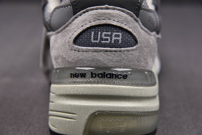 N3W BLANCE SNEAKER
