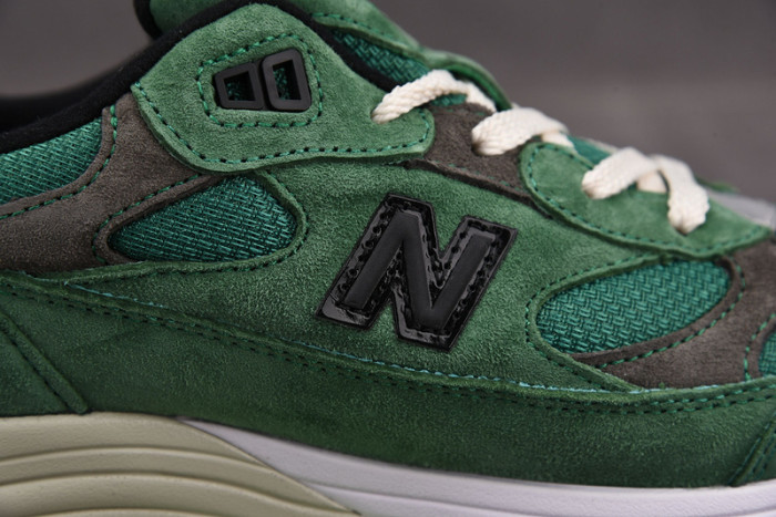 N3W BLANCE SNEAKER