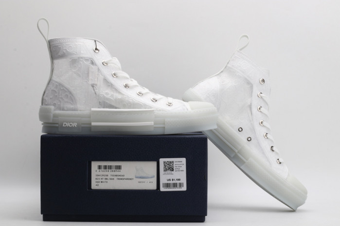 D10R B23 Oblique High Top Sneaker