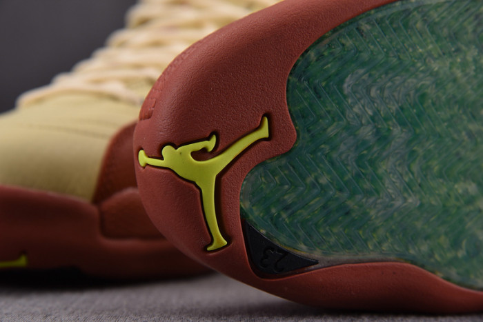 Air Jordan 12 Retro Eastside Golf DV1758-108
