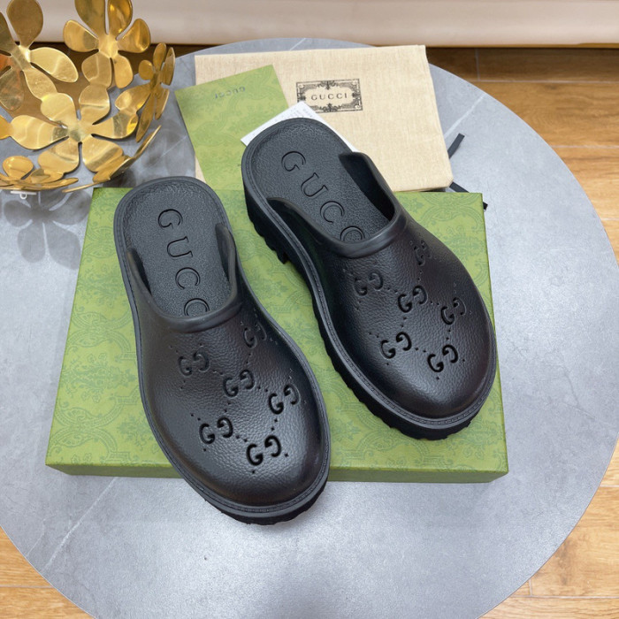 Gu66 SLIPPERS