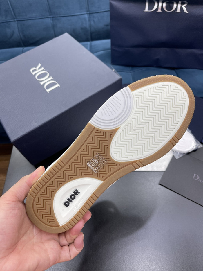 D10R B27 Sneaker