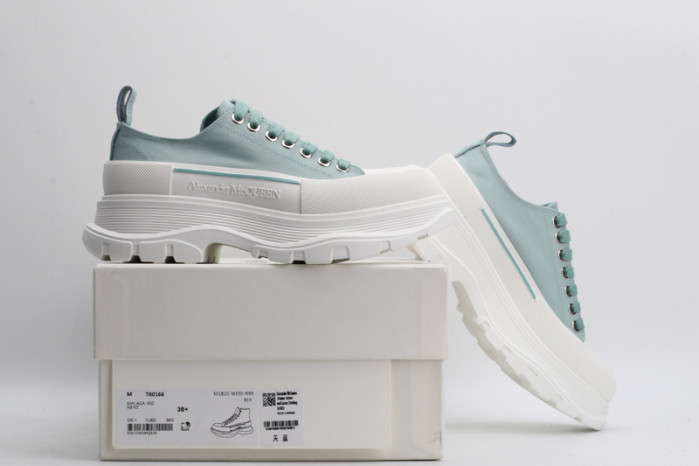 MQ Sneakers
