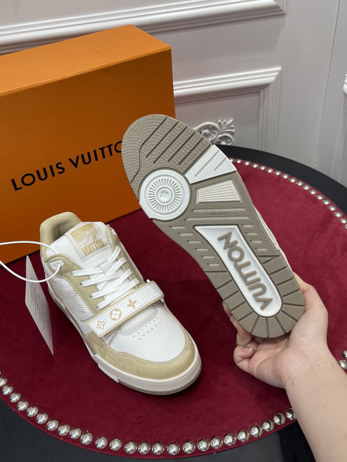 D00G7 Lou1su1tt SNEAKER LOW