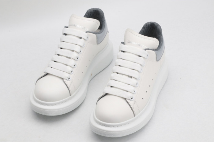 MQ Sneakers