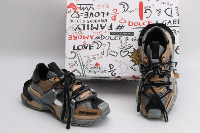 D.G. Sneaker
