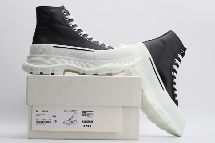 MQ Sneakers