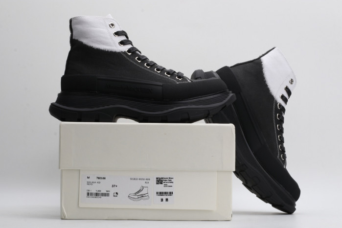 MQ Sneakers