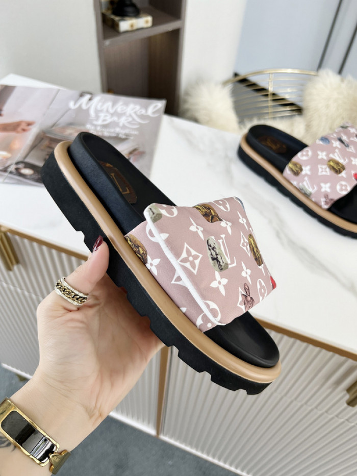 Lou1su1tt slides