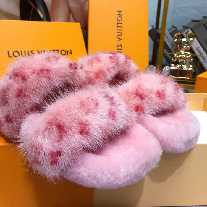 Lou1su1tt slides
