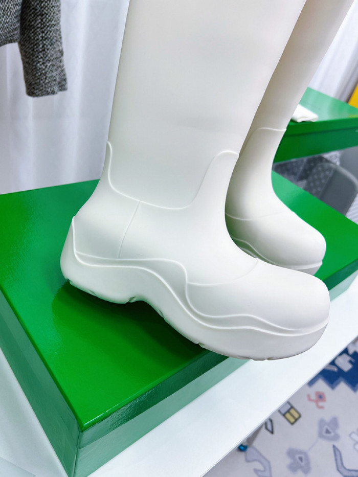 bo*te*ga Ve*ne*ta boots