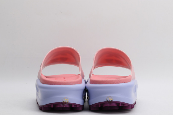 Gu66 SLIPPERS