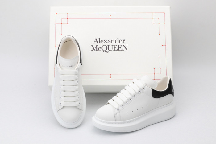 MQ Sneakers