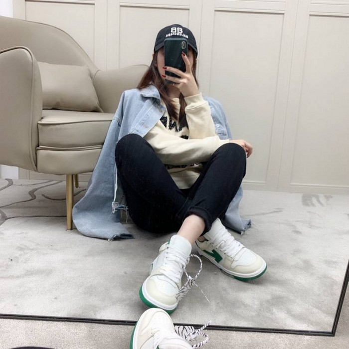 OFW SNEAKER
