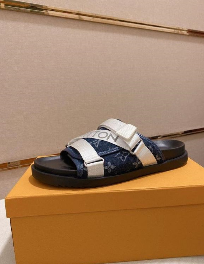 Lou1su1tt slides