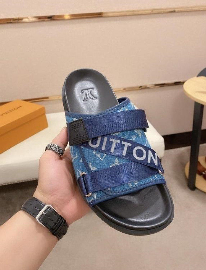 Lou1su1tt slides