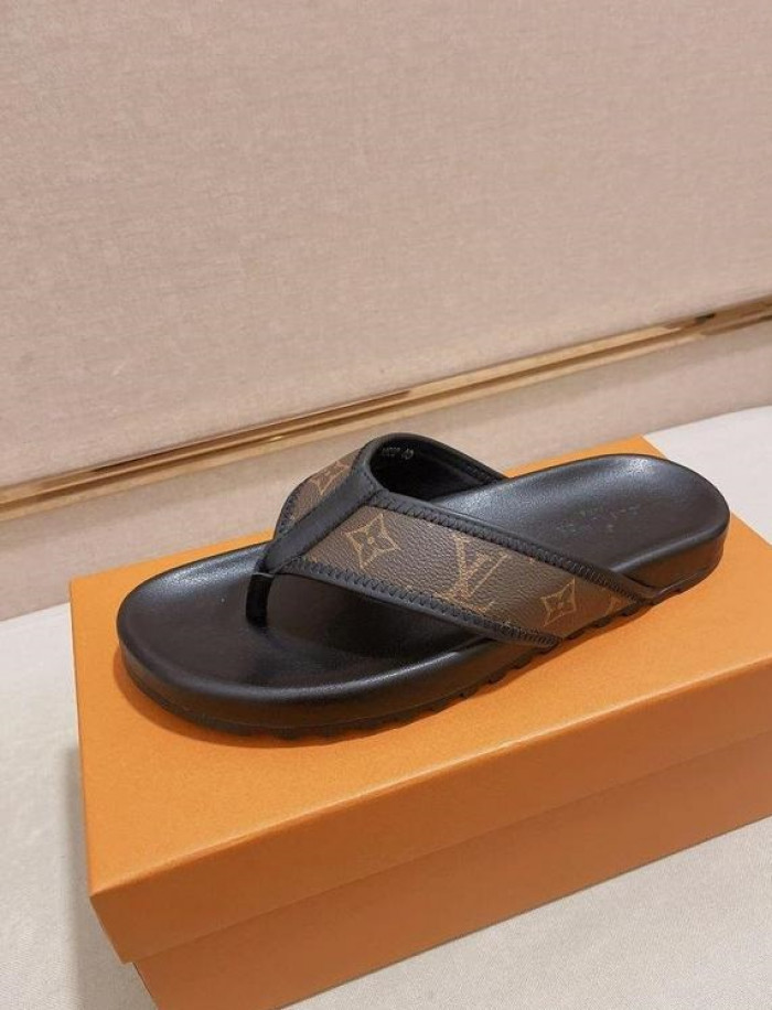 Lou1su1tt slides