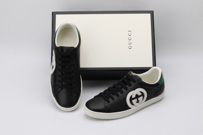 Gu66 Ace Embroidered Low-Top Sneaker