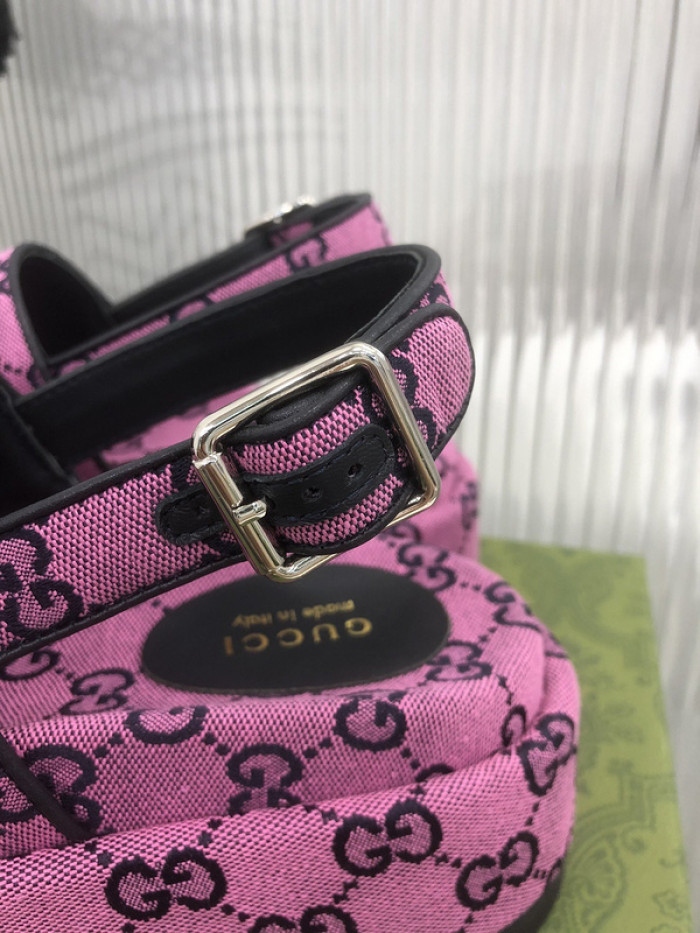 Gu66 SLIPPERS